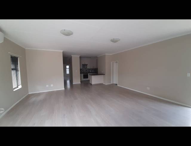 2 bed property to rent in REUNION PARK